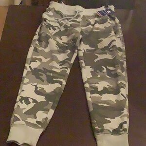 Champion camouflage jogging pants